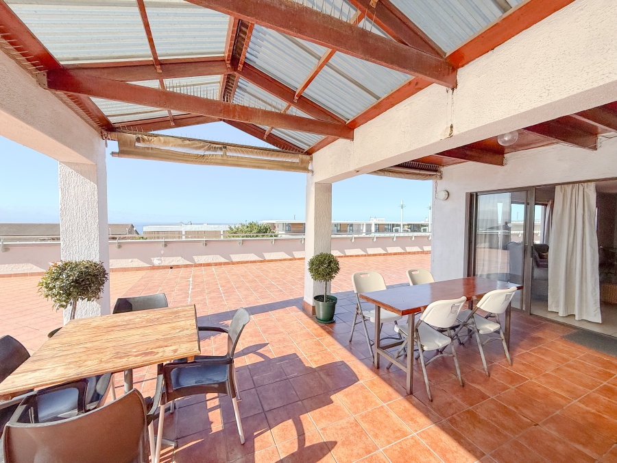 To Let 4 Bedroom Property for Rent in Plettenberg Bay Central Western Cape